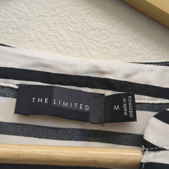 The Limited striped button down blouse size M - Picture 3 of 5